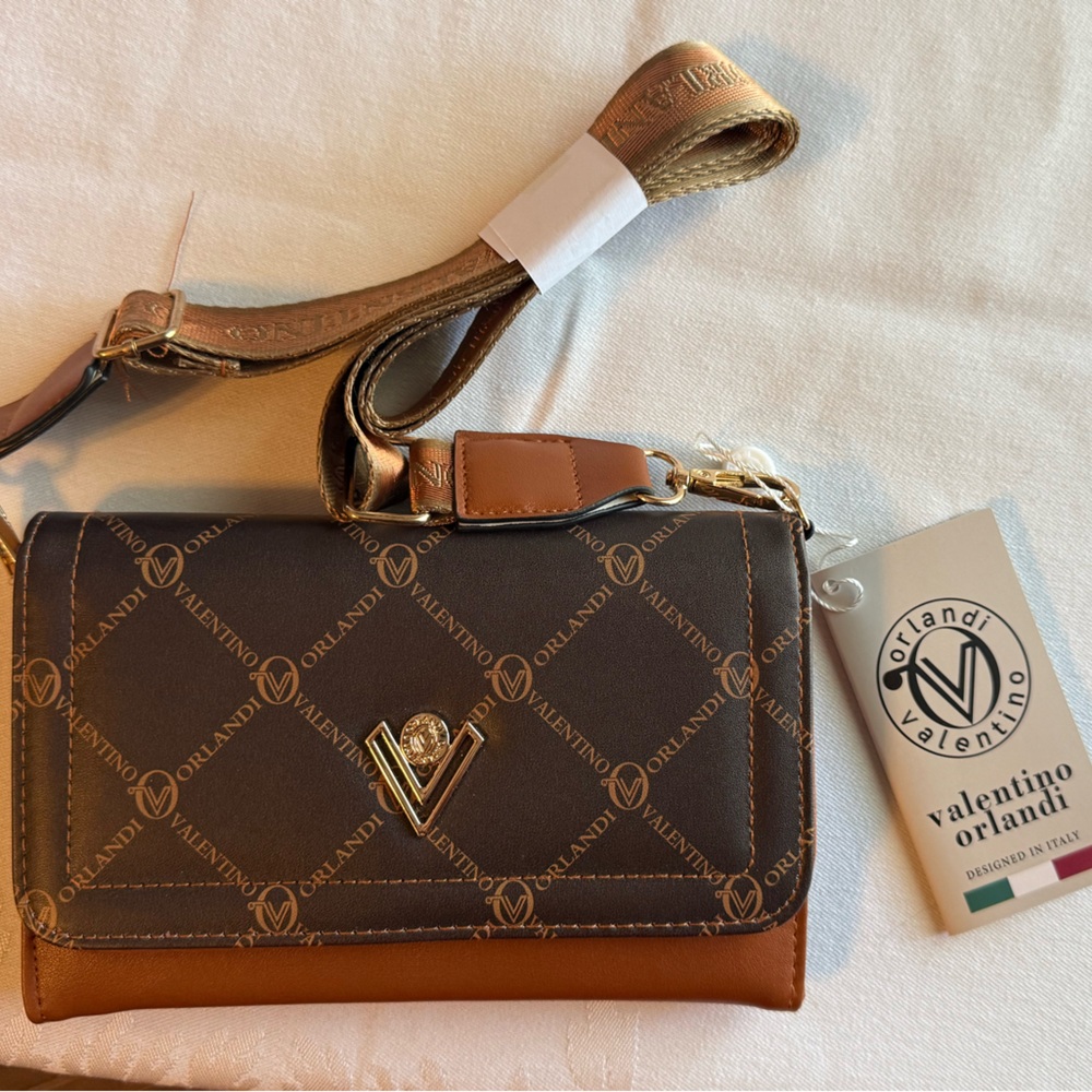 Valentino Orlandi Elegant Brown and Tan Shoulder Bag